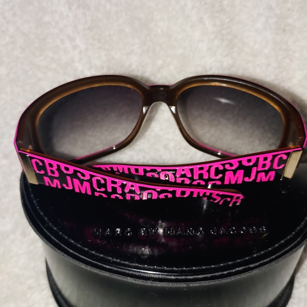Marc Jacobs sunglasses